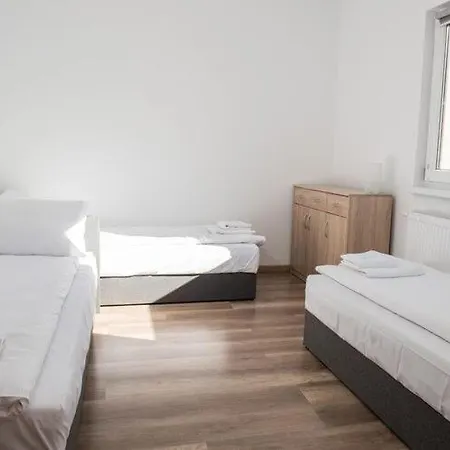 2 Bedroom Apartment, Pool Jaroslawiec