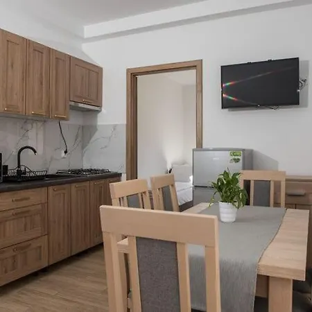 2 Bedroom Apartment, Pool * Jaroslawiec