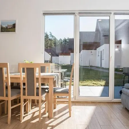 2 Bedroom Apartment, Pool Jaroslawiec