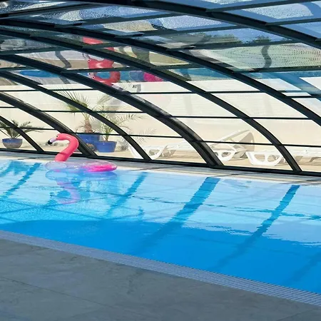 Spacious 3-room Apartment, Summer Pool