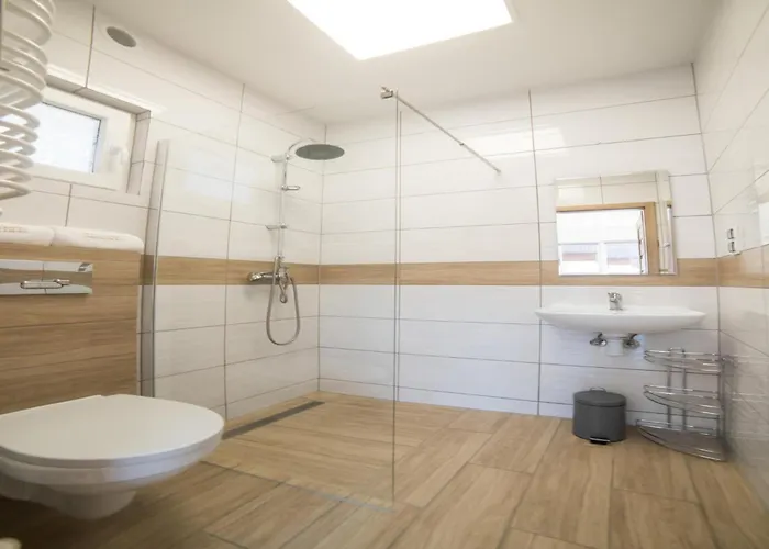 Spacious 3-room Apartment, Summer Pool *