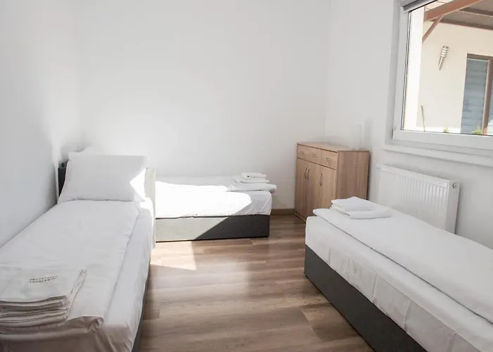 Spacious 3-room Apartment, Summer Pool شقة *