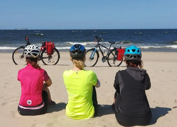 Spacious 3-room Apartment, Summer Pool شقة ياروسوافيتس